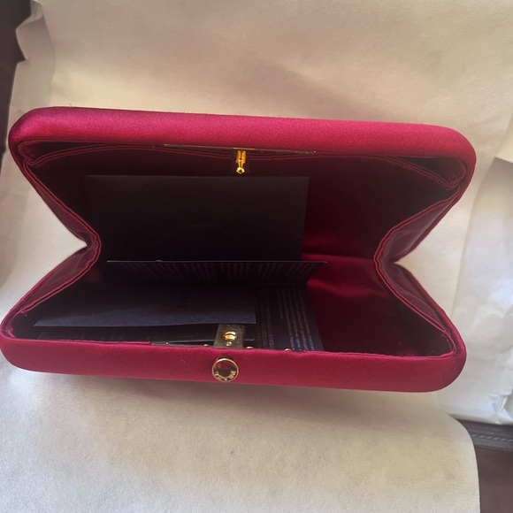 Velvet red Prada woman’s clutch - Picture 4 of 6